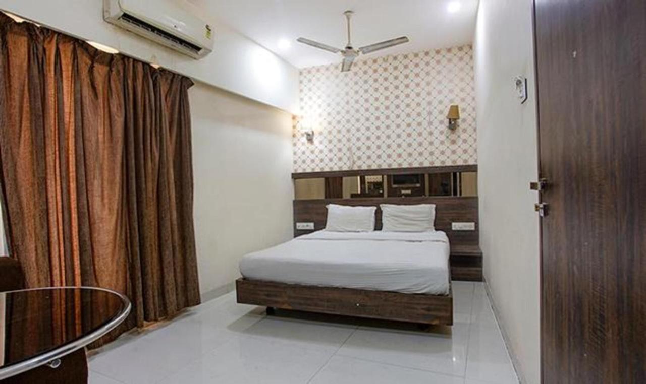 Fabhotel Shivani Residency - Mira Road Exteriör bild